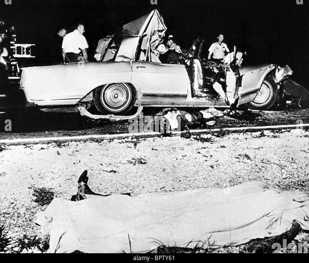 Jayne Mansfield Car Crash Which Killed Jayne Mansfield 1967 Stock 