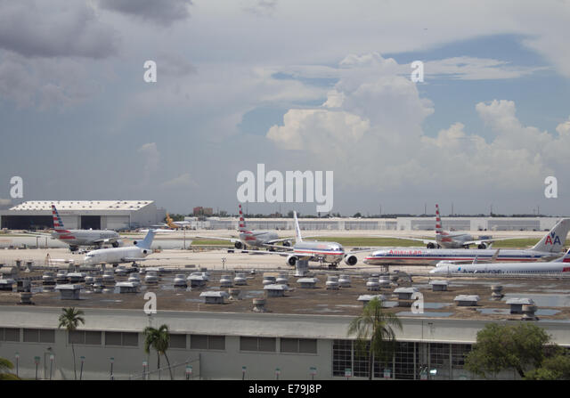 Miami airport American Airlines Stock Photo, Royalty Free Image