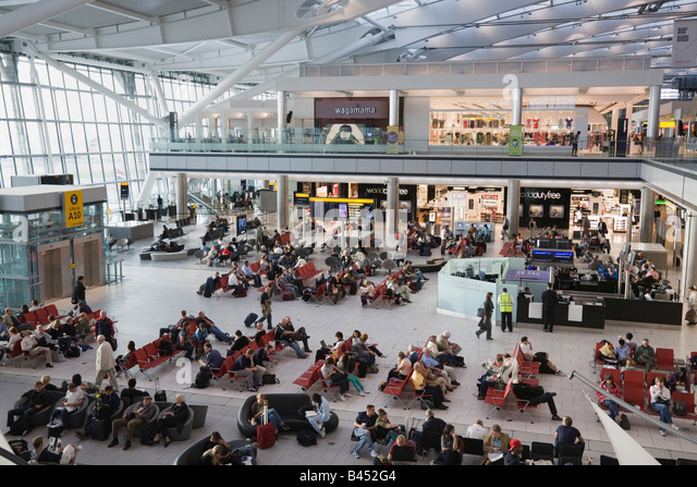 People In London Heathrow Airport British Airways Departures Lounge ...