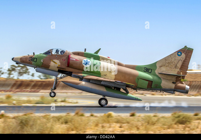 Israeli Air Force (IAF) Mcdonnell-Douglas A-4 Skyhawk (Ayit) fighter ...