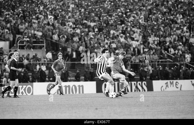 Juventus 1-0 Liverpool, 1985 European Cup Final, Heysel Stadium Stock ...